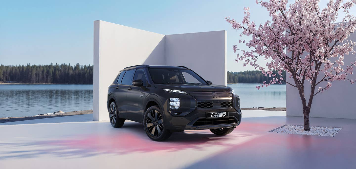 Täysin uusi Mitsubishi Outlander PHEV